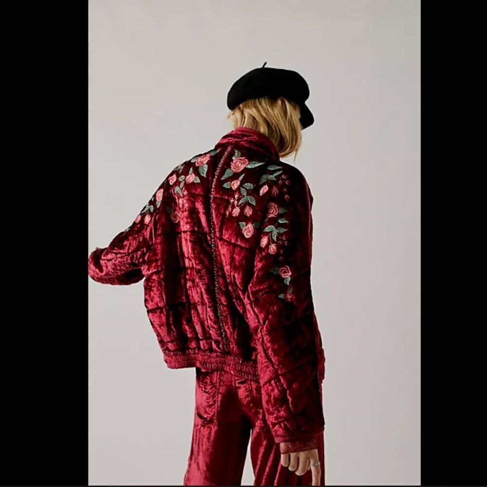 Free People x Anna Sui Velvet Rose Embroidery Quilted Jacket Medium Dolman New